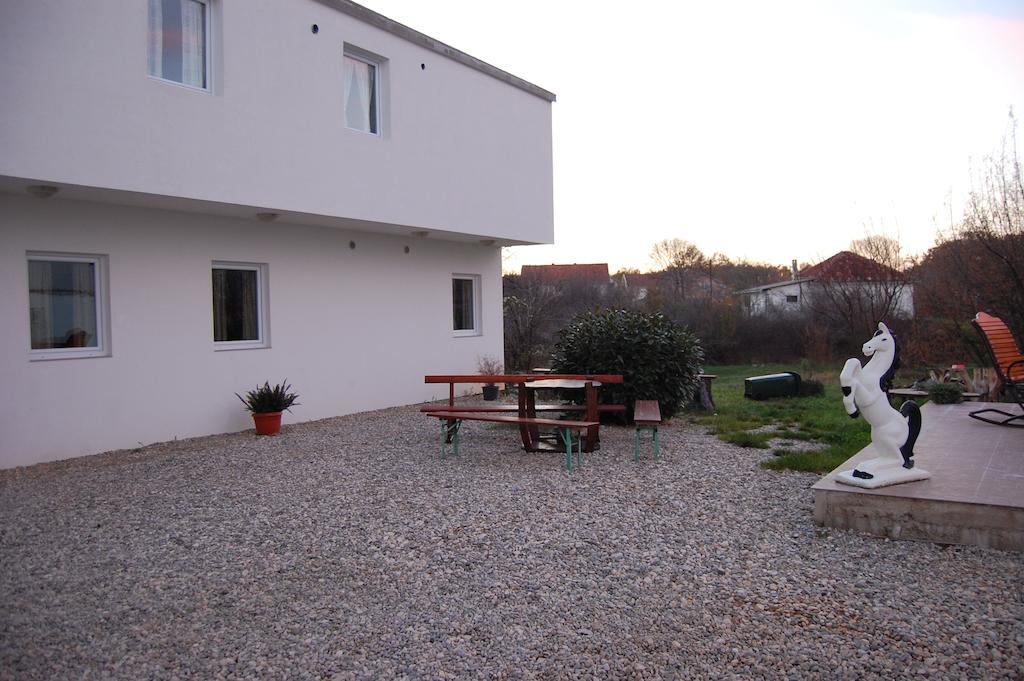 Guesthouse Panna Maria Međugorje Εξωτερικό φωτογραφία